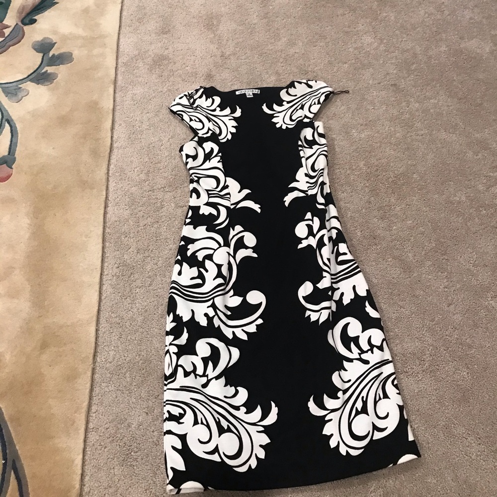 Maggie London dress size 8. VGUC